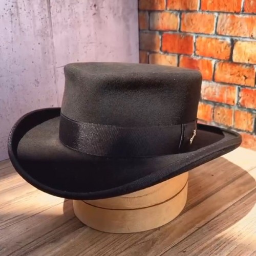 The Solomons Hat